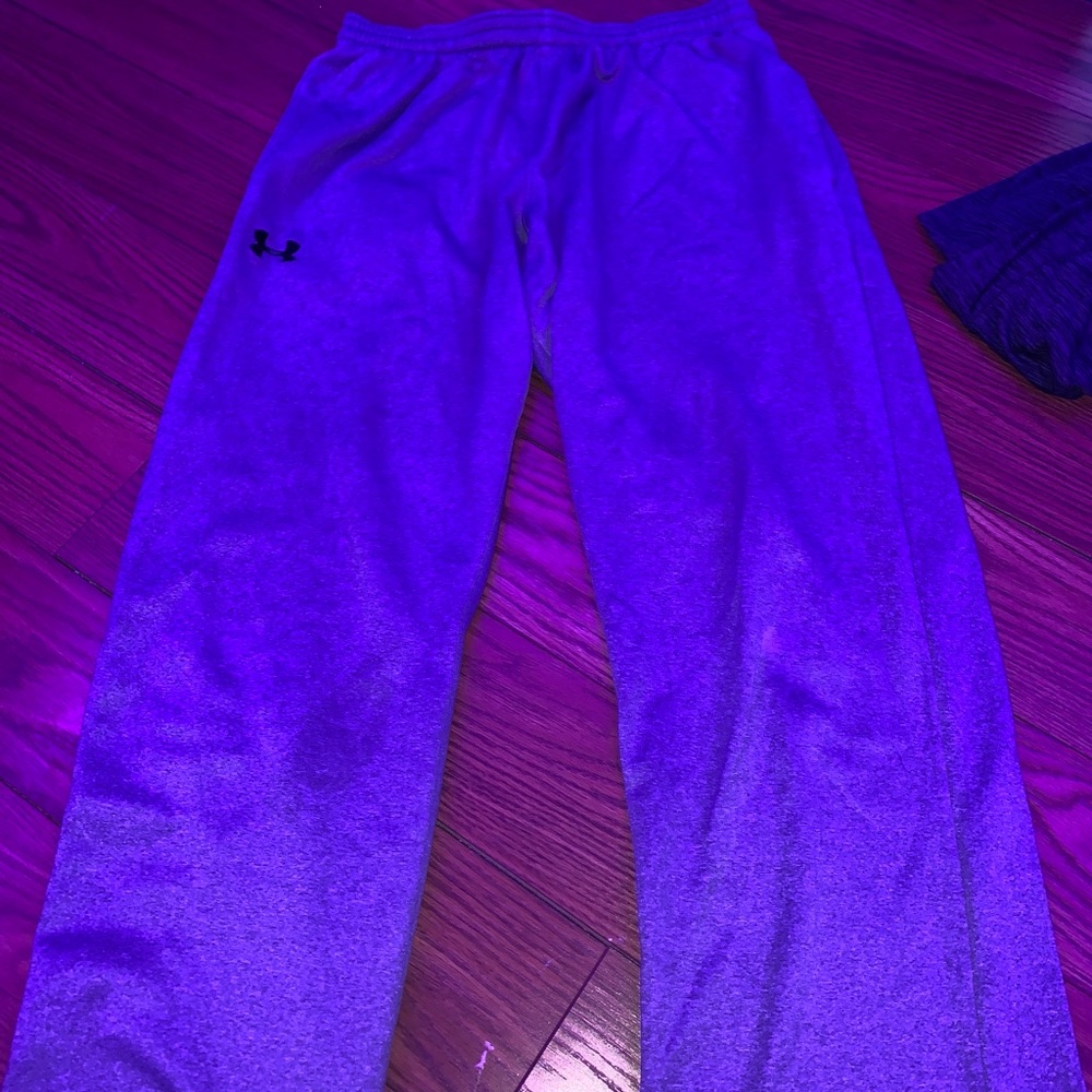 Girls under armour grey sweatpants